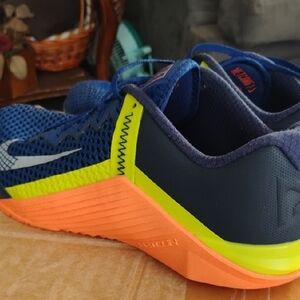Nike Metcon 6 Deep Royal Blue - Bright Mango
